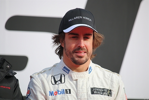 アロンソ，MP4/6でF1デモ走行を披露
