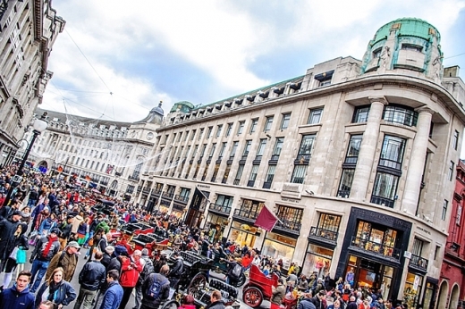 「Regent Street Motor Show」、ロンドン市街地で開催