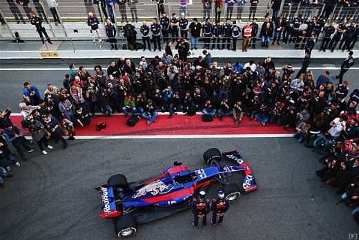 トロ・ロッソ、ニューマシン「STR12」を公開