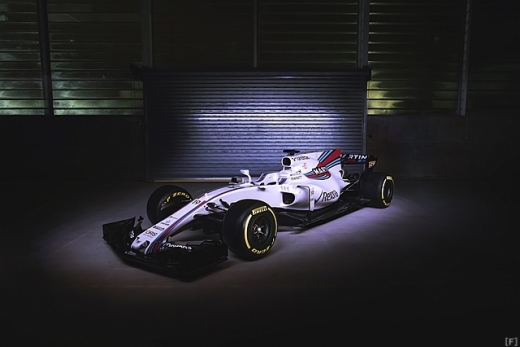 ウィリアムズ、「FW40」の実車を公開