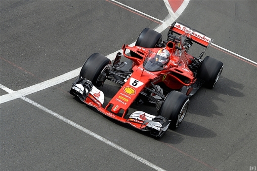フェラーリ、「シールド」を初テスト