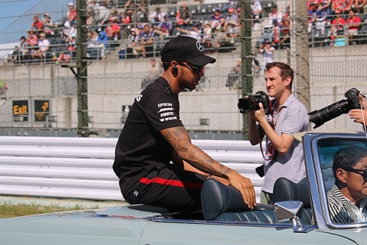 日本GP、ドライバーズパレードでファンから大きな声援