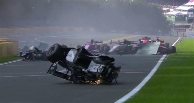 F2で大クラッシュ ユベールが死亡 F1news Formula Web F1総合情報サイト