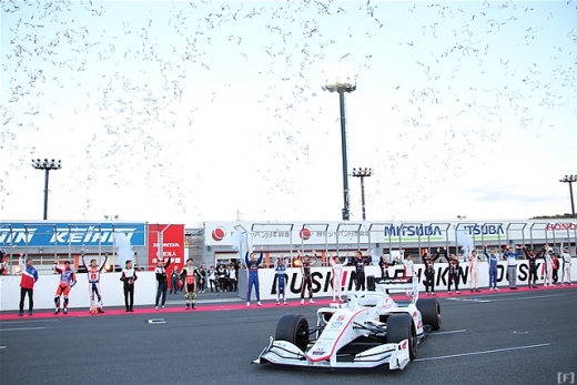 「Honda Racing THANKS DAY 2019」、1万7500人のファンがイベントを楽しむ