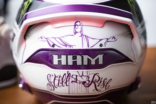 ハミルトン、2020年仕様のヘルメットを公開