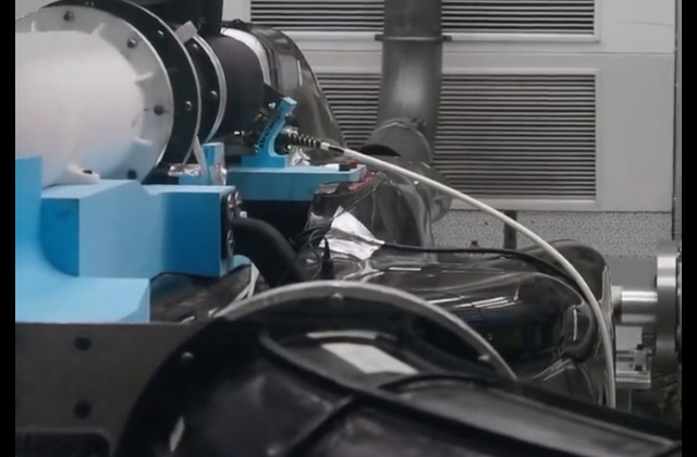 アルピーヌ、ルノー・エンジンの動作テスト模様を公開
