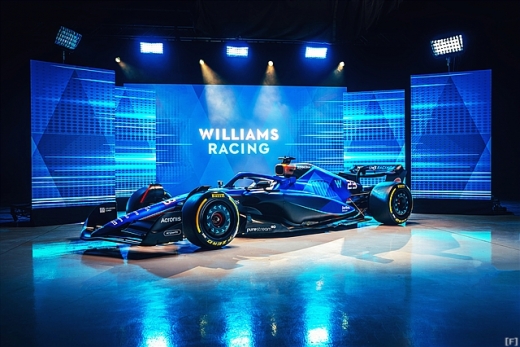 ウィリアムズ、ニューマシン「FW45」のカラーリングを発表