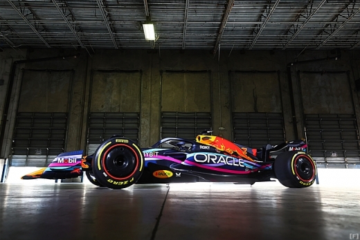 レッドブル、マイアミGPでの特別カラーリングを披露
