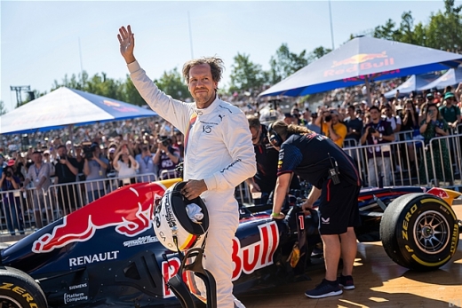 「レッドブル・フォーミュラ・ニュルブルクリンク」、多くのファンが駆けつける