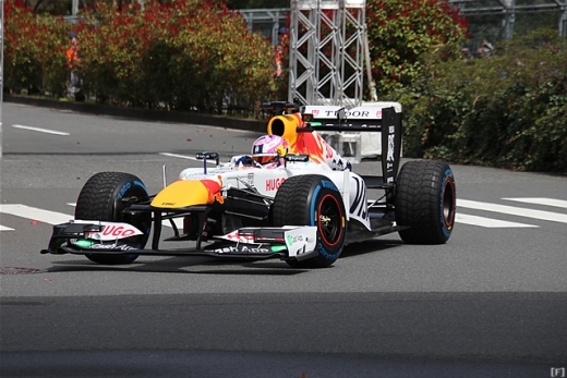 「Red Bull Showrun x Powered by Honda」、裕毅らがF1マシンでお台場を疾走！