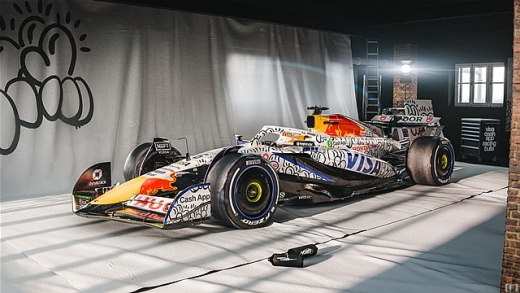 レーシング・ブルズ、イギリスGPでは特別カラー