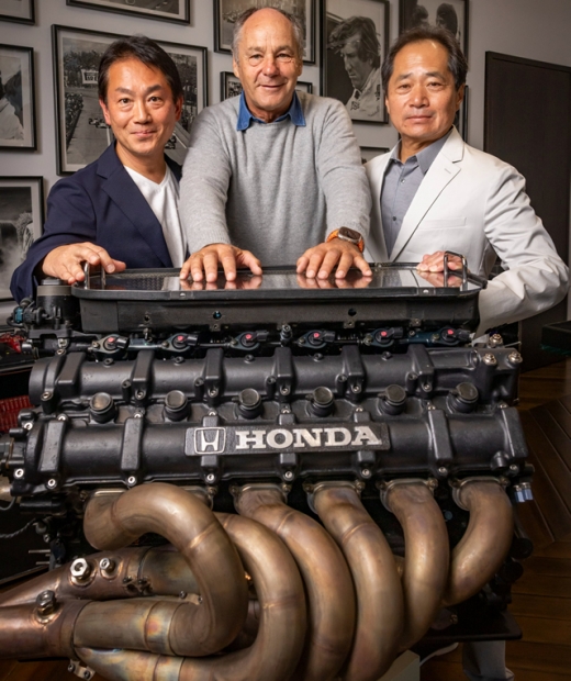 ホンダ、V12エンジン「RA122E/B」をベルガーへ