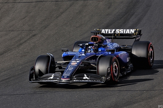 コマツ郡山工場、ウィリアムズのF1マシンを特別展示 | Formula Web