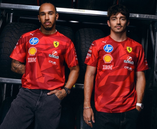 フェラーリ、ラスベガスGPで着用の特別デザインウェアを公開 | Formula