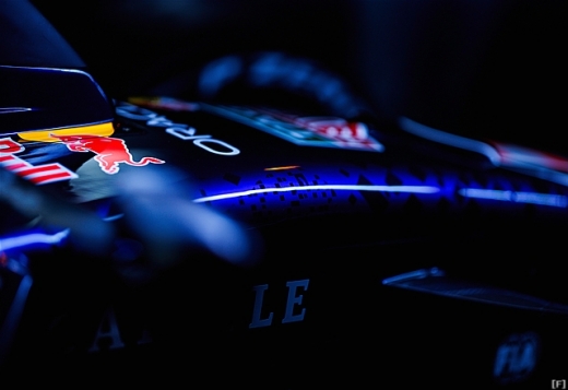 レッドブル、ニューマシン「RB22」をお披露目