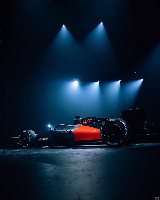 アウディ、ニューマシン「R26」のリバリーをお披露目