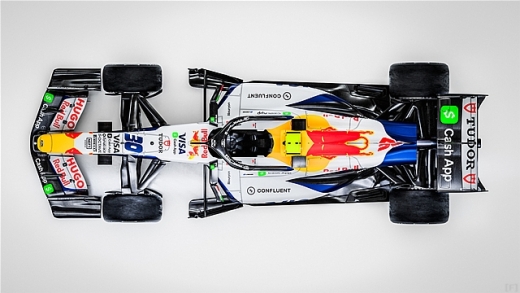 レッドブル＆レーシング・ブルズ、2026年リバリーをお披露目