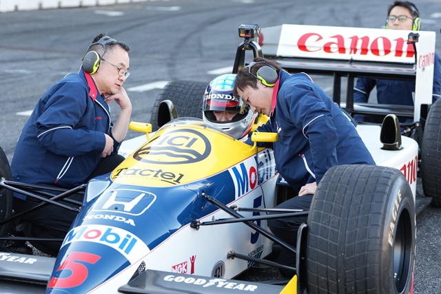 佐藤琢磨、ウィリアムズ FW11のデモ走行動画を公開