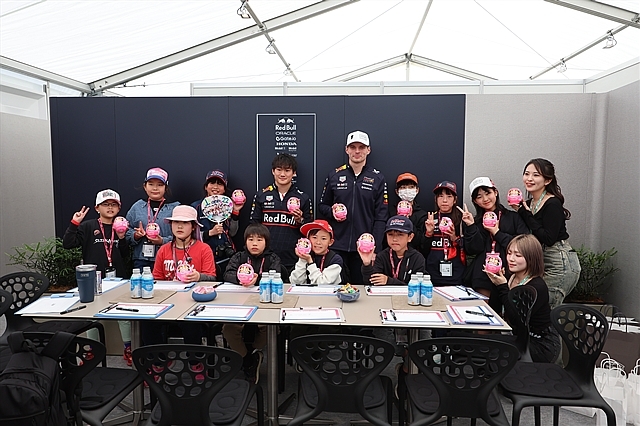 日本GP、地元の子どもと「F1ドライバー交流」開催