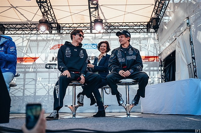 メルセデス・ベンツ日本、ラッセル＆アントネッリの…