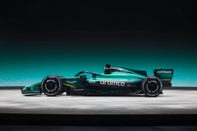HRC、コミケで「アストンマーチンのF1ショーカー」を…