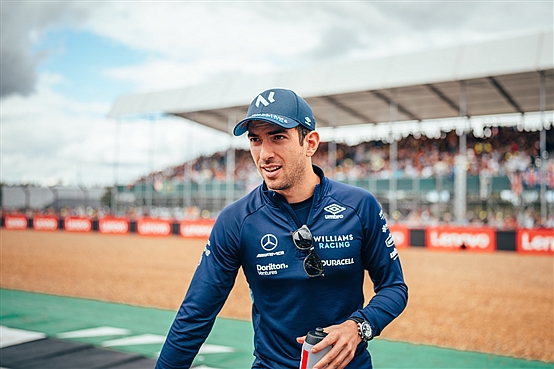 ニコラス・ラティフィ（Nicholas Latifi）