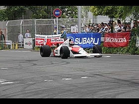 2012 MEGA WEBフェスタ マクラーレン・ホンダ MP4/5 走行1