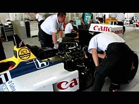 鈴鹿サーキット50周年アニバーサリーデー ウィリアムズ・ホンダ FW11 エンジン暖気