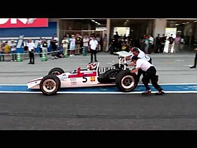 鈴鹿サーキット50周年アニバーサリーデー ホンダ RA301 ピットロード 鈴木亜久里