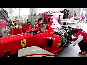 2013 モータースポーツファン感謝デー フェラーリ F2003-GA エンジン始動