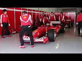 フェラーリ レーシングデイズ 2013 F2003-GA ピットアウト