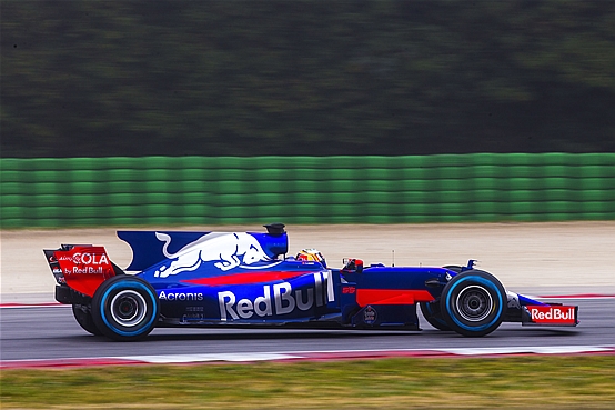 スクーデリア・トロ・ロッソ（Scuderia Toro Rosso） STR12