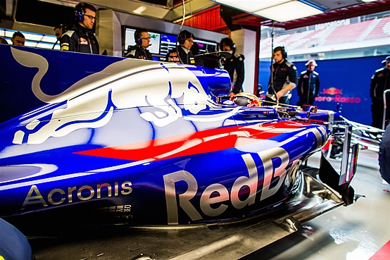 スクーデリア・トロ・ロッソ（Scuderia Toro Rosso） STR12